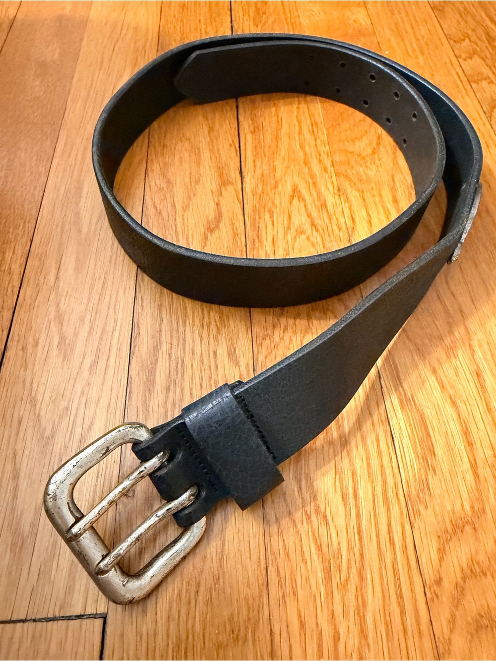 Vintage Levi’s Full Grain Leather Belt Made USA Size 36 Silver Hardware